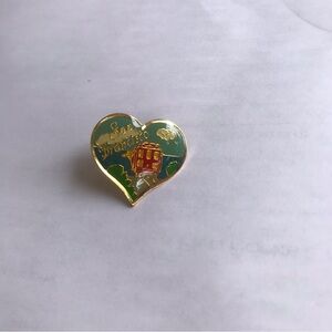 Vintage Heart San Francisco Trolley California Tourist Gold Pin
